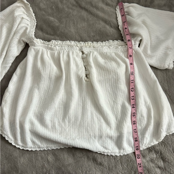 O'Neill White Smocked Short Sleeve Blouse - Picture 6 of 11